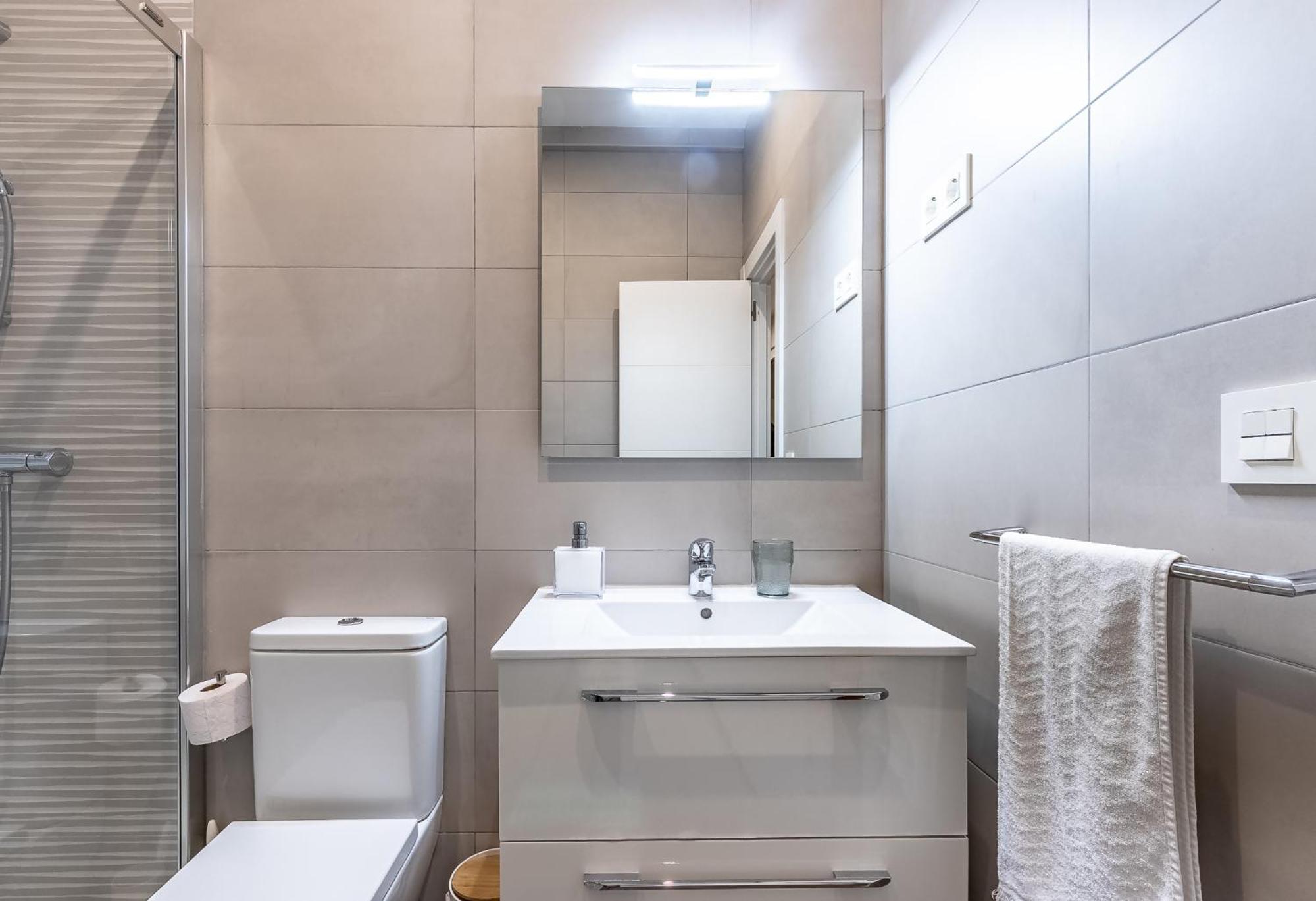 Homeloving Apartment Bilbao Centre With Parking Экстерьер фото