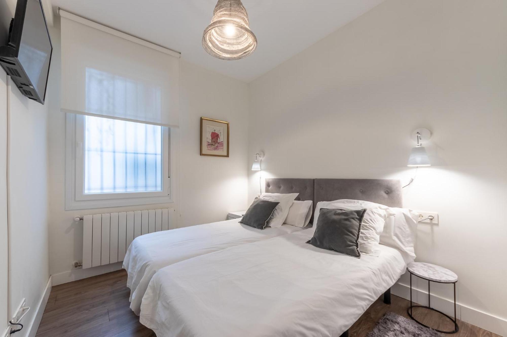 Homeloving Apartment Bilbao Centre With Parking Экстерьер фото
