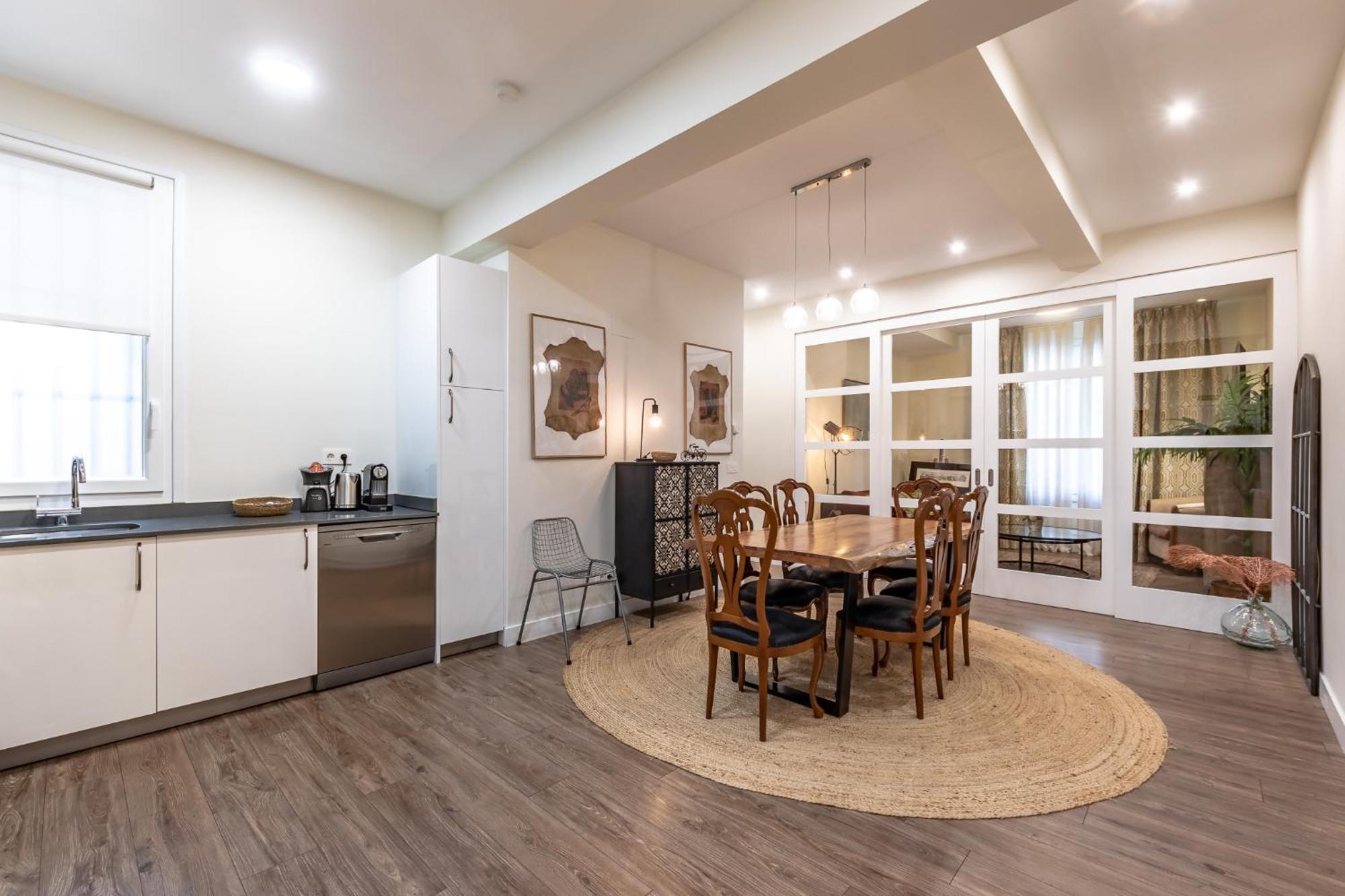 Homeloving Apartment Bilbao Centre With Parking Экстерьер фото